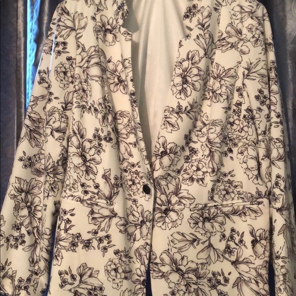 Size 2X clothes - Picture 3 of 8